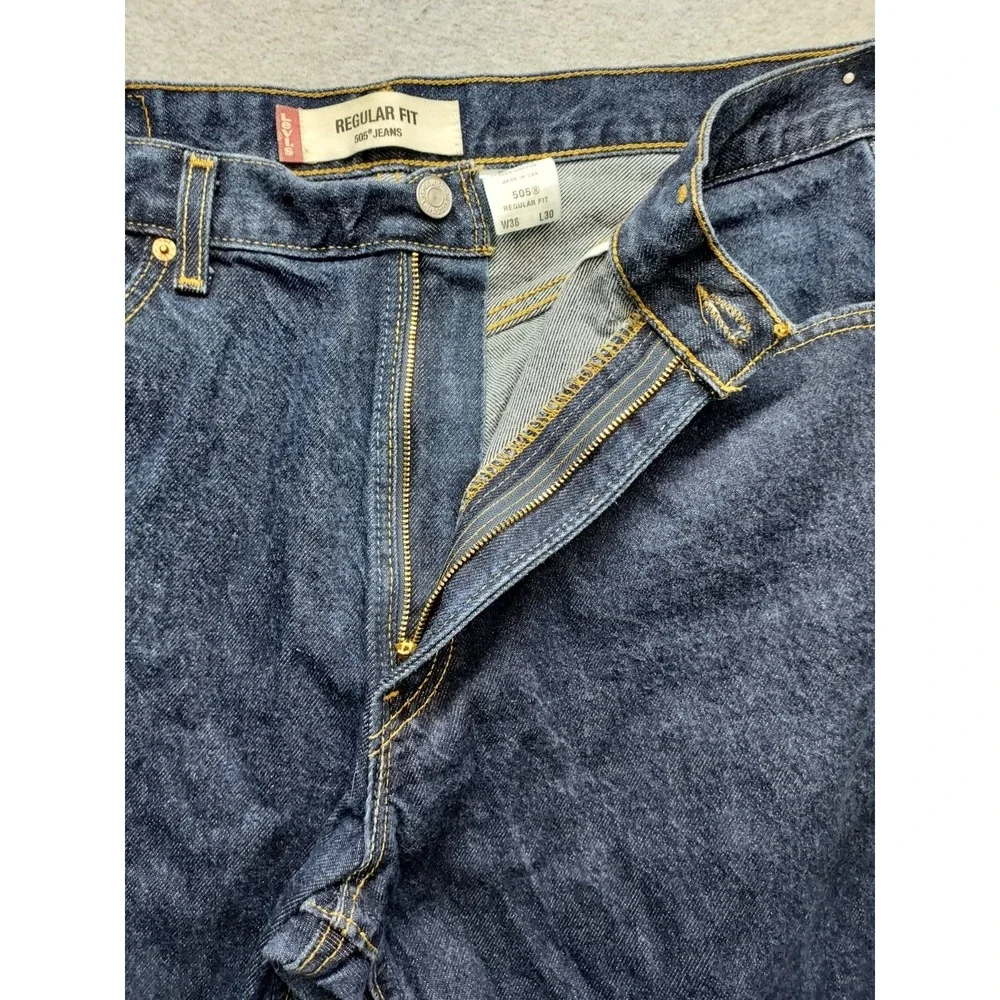 Levis Men Denim Jeans 36 Blue Zip Button 5 Pockets High Rise Straight Outdoor